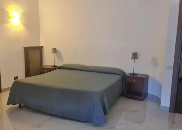 Parco Tirreno 4* רומא